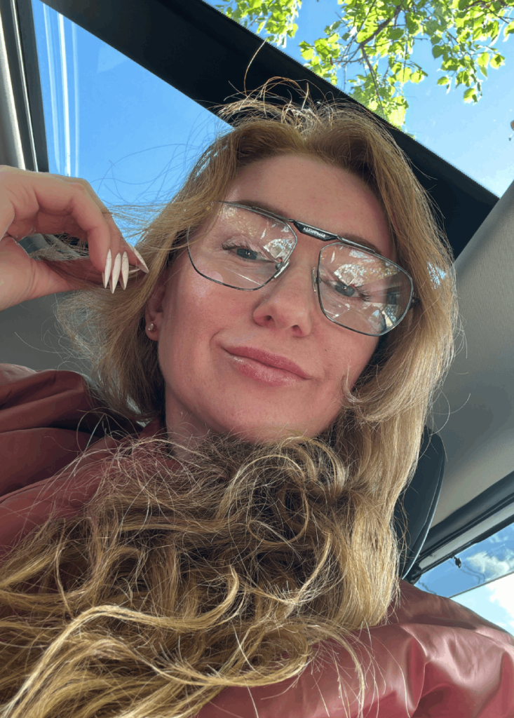 kseniya melnyk perukar tryholog